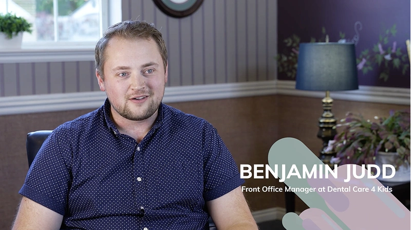 Testimonials Video Overlay